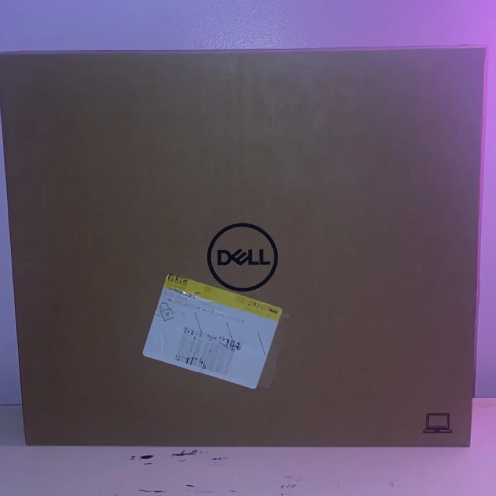 New Dell Inspiron 14 7000 14 inch (256GB, AMD Ryzen 5, 2.30GHz, 8GB) Convertible
